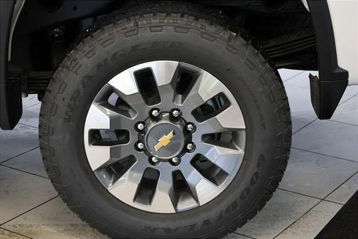 2025 Chevrolet Silverado 2500 Custom