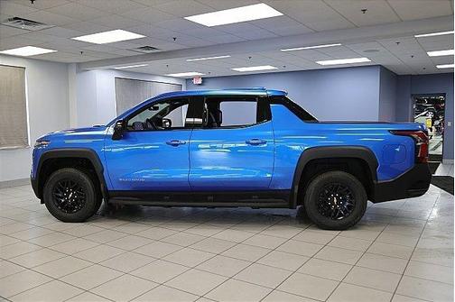 2025 Chevrolet Silverado EV LT