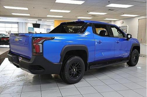 2025 Chevrolet Silverado EV LT
