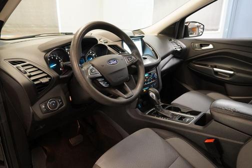 Black Metallic 2019 Ford Escape SE