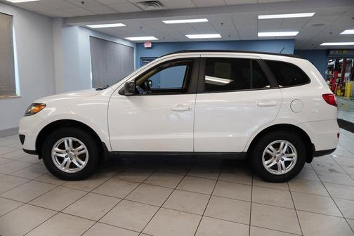 2012 Hyundai SANTA FE GLS