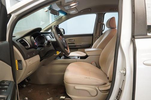 2018 Kia Sedona L