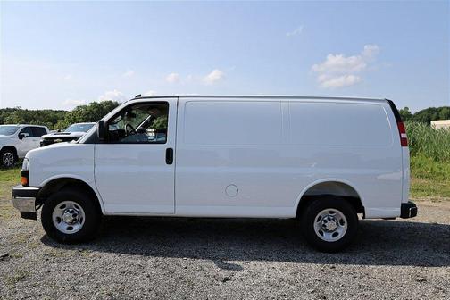 2025 Chevrolet Express 3500 Work Van