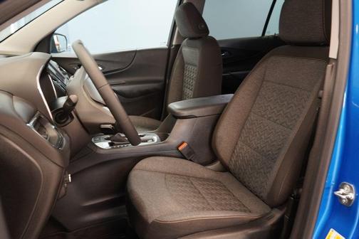 Rip Tide Blue 2024 Chevrolet Equinox LT