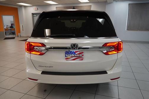 White 2019 Honda Odyssey EX-L