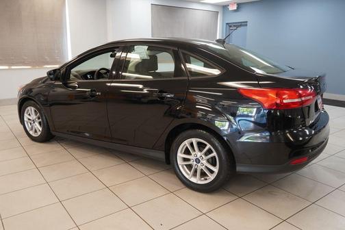 Shadow Black 2018 Ford Focus SE
