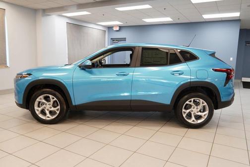 2025 Chevrolet Trax LS