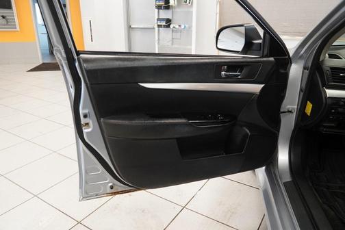 2012 Subaru Legacy 2.5i
