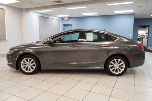 2015 Chrysler 200 C
