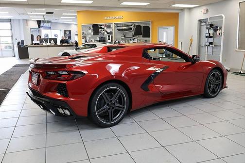 Red Mist Metallic Tintcoat 2026 Chevrolet Corvette Stingray w/2LT