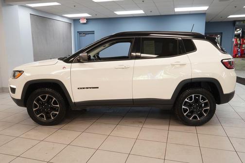 White Clearcoat 2018 Jeep Compass Trailhawk