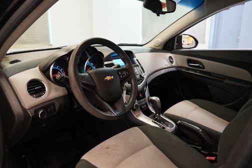 2011 Chevrolet Cruze LS