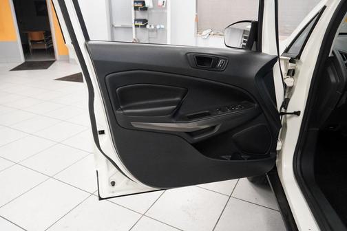 2022 Ford EcoSport SES