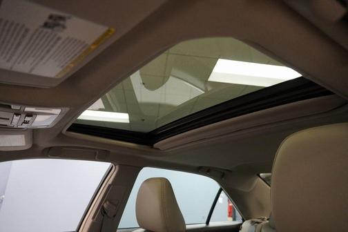 2014 Toyota Camry Hybrid XLE