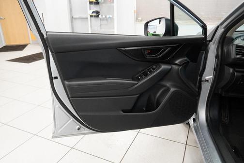 2018 Subaru Impreza 2.0i