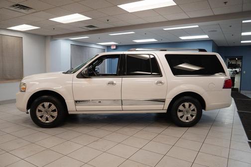 2012 Lincoln Navigator L