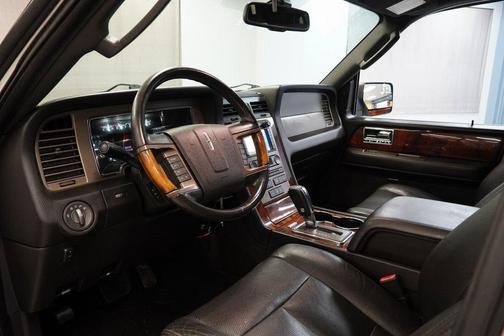 2012 Lincoln Navigator L