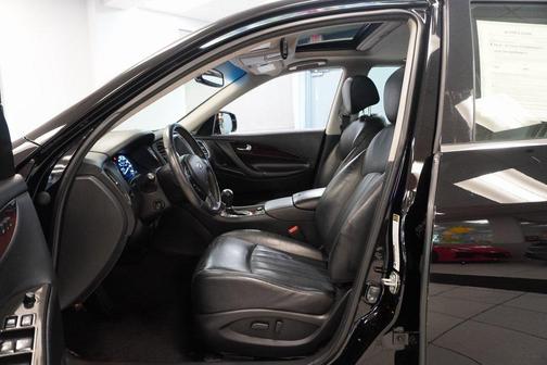 2017 INFINITI QX50 Base