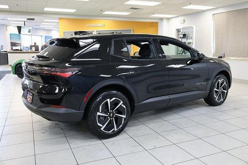 2026 Chevrolet Equinox EV LT 1