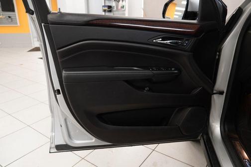 2016 Cadillac SRX Performance Collection