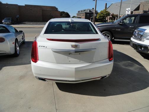 2016 Cadillac XTS Luxury