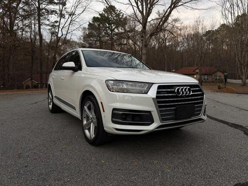 2019 Audi Q7 55 Prestige