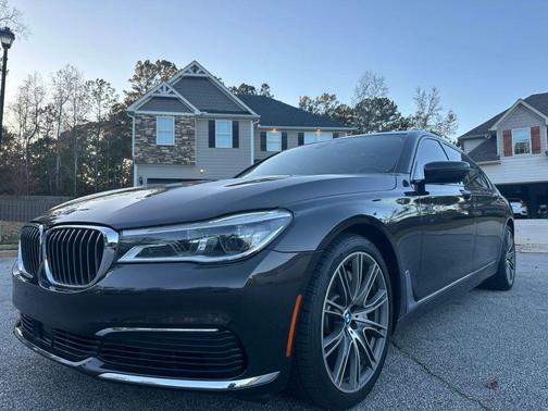 2019 BMW 750 I