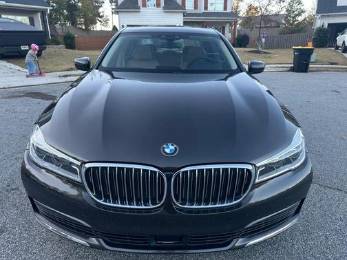 2019 BMW 750 I