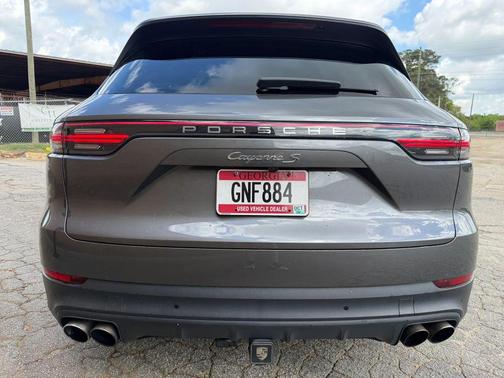 2019 Porsche Cayenne S
