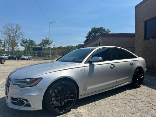 2013 Audi S6 4.0T Prestige
