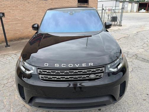 2020 Land Rover Discovery SE