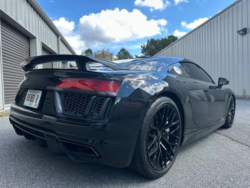 2017 Audi R8 5.2 V10 plus
