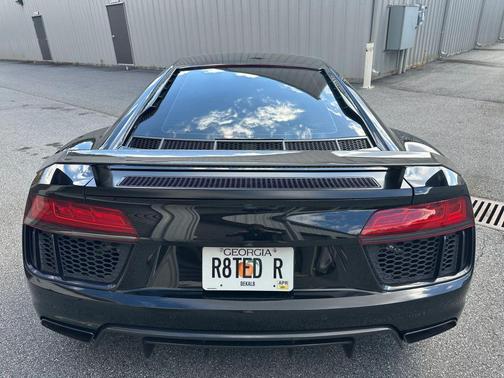 2017 Audi R8 5.2 V10 plus