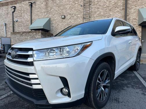2017 Toyota Highlander LE Plus