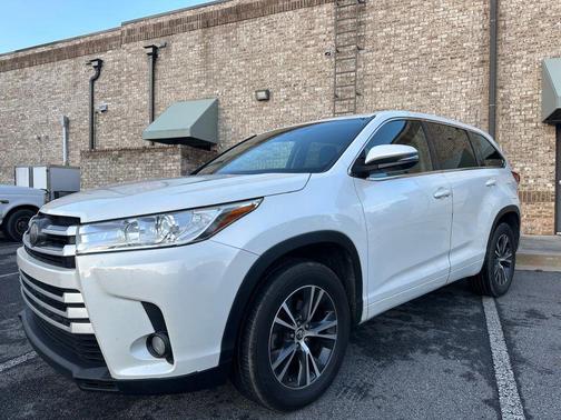 2017 Toyota Highlander LE Plus