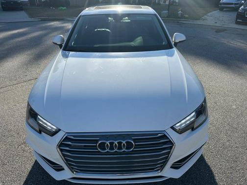 2017 Audi A4 Season of Audi Premium