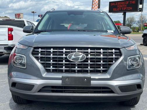 2023 Hyundai VENUE SEL