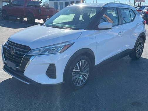 2021 Nissan Kicks SV