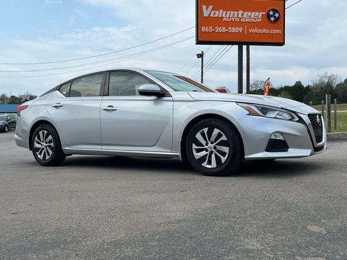 Brilliant Silver Metallic 2020 Nissan Altima 2.5 S