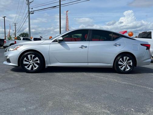 Brilliant Silver Metallic 2020 Nissan Altima 2.5 S