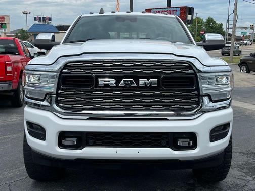 Bright White Clearcoat 2020 RAM 2500 Limited