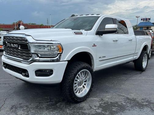Bright White Clearcoat 2020 RAM 2500 Limited