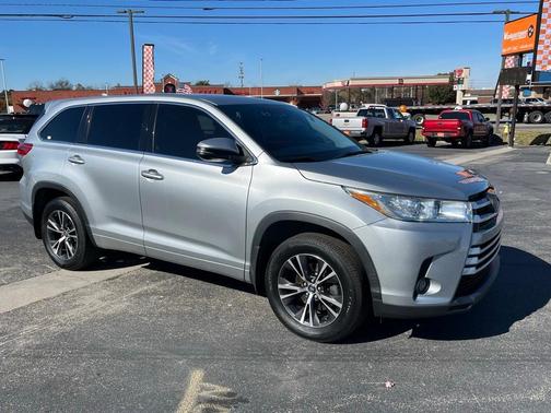 2018 Toyota Highlander LE Plus