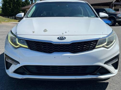 Snow White Pearl 2019 Kia Optima LX