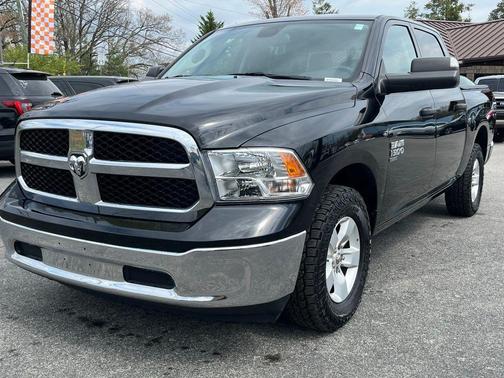 Diamond Black 2023 RAM 1500 Classic SLT