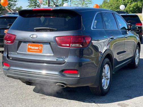 Platinum Graphite 2019 Kia Sorento LX