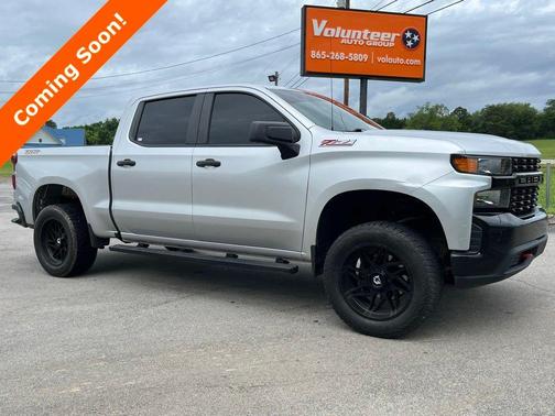 Silver Ice Metallic 2020 Chevrolet Silverado 1500 Custom Trail Boss