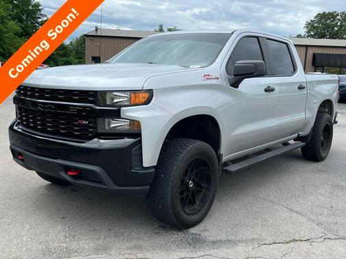 Silver Ice Metallic 2020 Chevrolet Silverado 1500 Custom Trail Boss