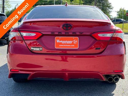 Red 2019 Toyota Camry SE