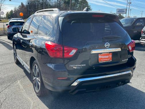 2020 Nissan Pathfinder Platinum